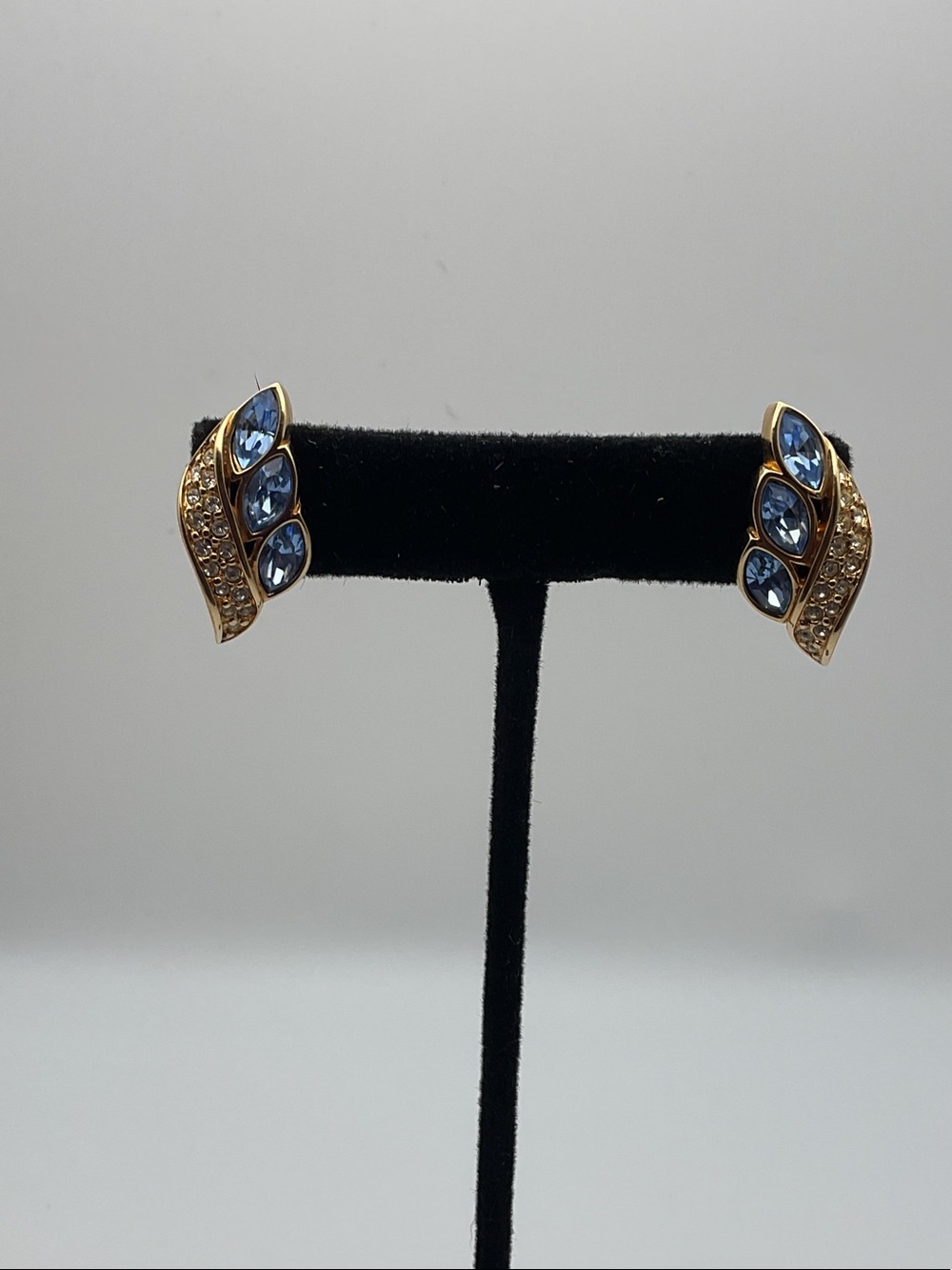 Vintage Signed SAL Swarovski Blue Crystal Rhinestone Pierced Earrings